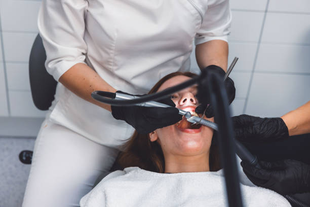 Best Emergency Dental Care for Broken or Chipped Teeth in Lake Clarke Shores, FL